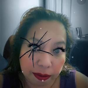 Meet your Posher, Reina